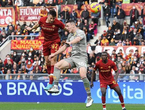  英超争冠风云：阿森纳与曼城的巅峰对决